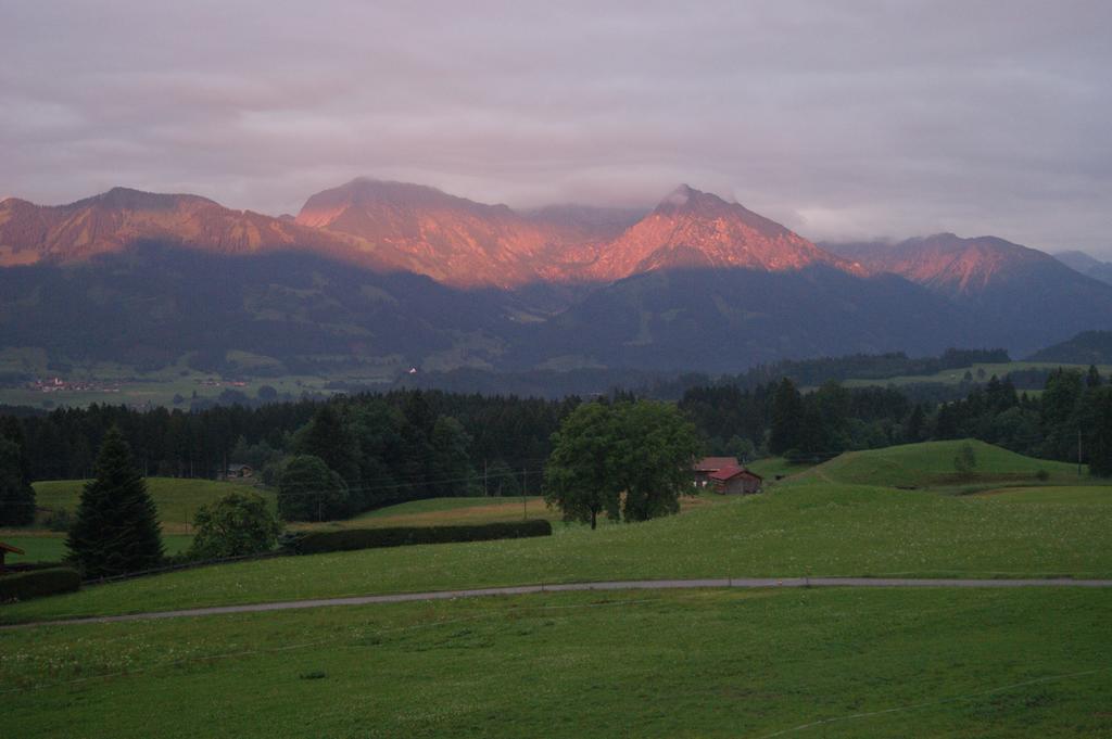Gaestehaus Bergfrieden Больстерланґ Номер фото